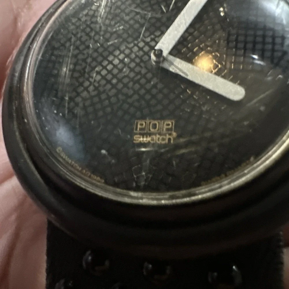 Working Vintage POP Swatch Watch 1989 Studded‎ Fabric Strap Black 39mm Rare Runs